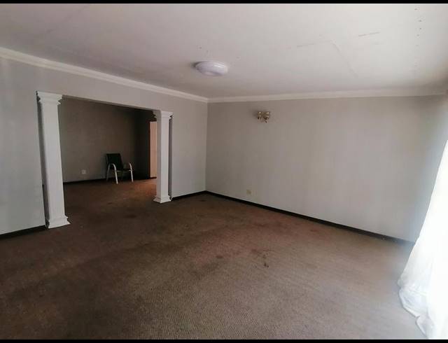 4 BEDROOM PROPERTY TO RENT IN BRENTHURST